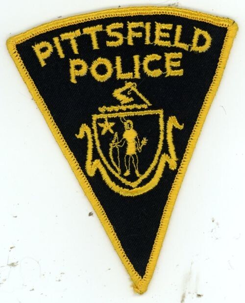 MASSACHUSETTS MA PITTSFIELD POLICE NICE SHOULDER PATCH SHERIFF