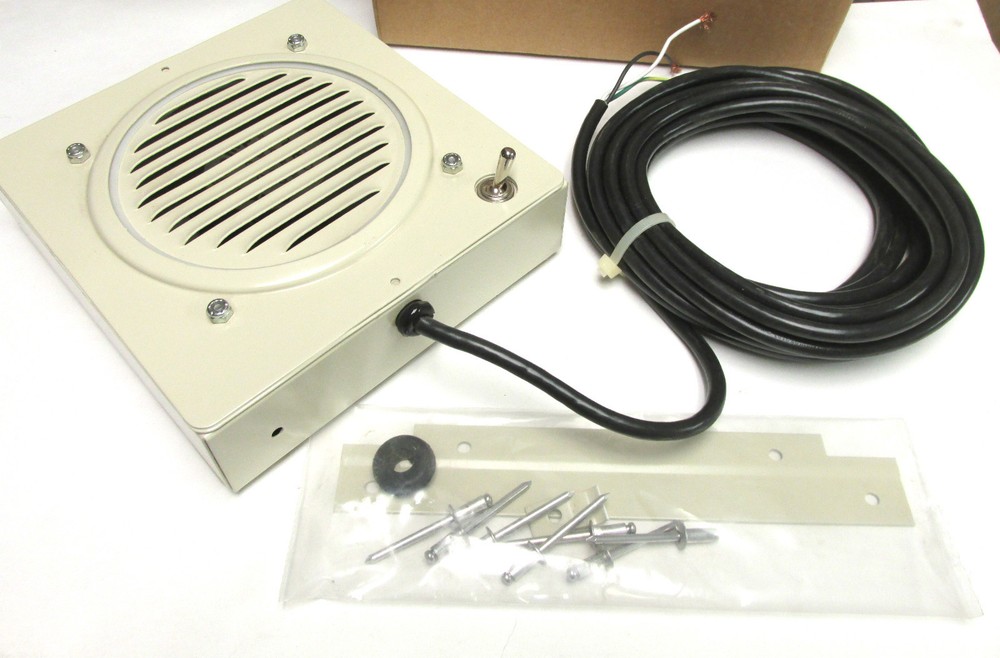 * NIB Multicomp Shipboard Intercom Speaker MC1967 ..  P/N:76D1   ..  VV-1042
