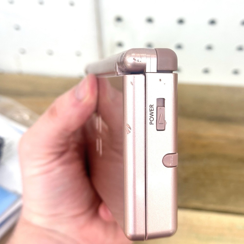Nintendo DS Lite Video Game Console Metallic Rose CIB