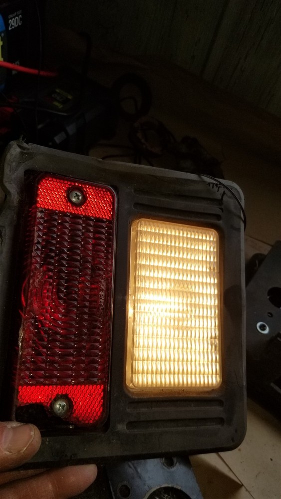 Bobcat 6670284 rear door tail light assembly