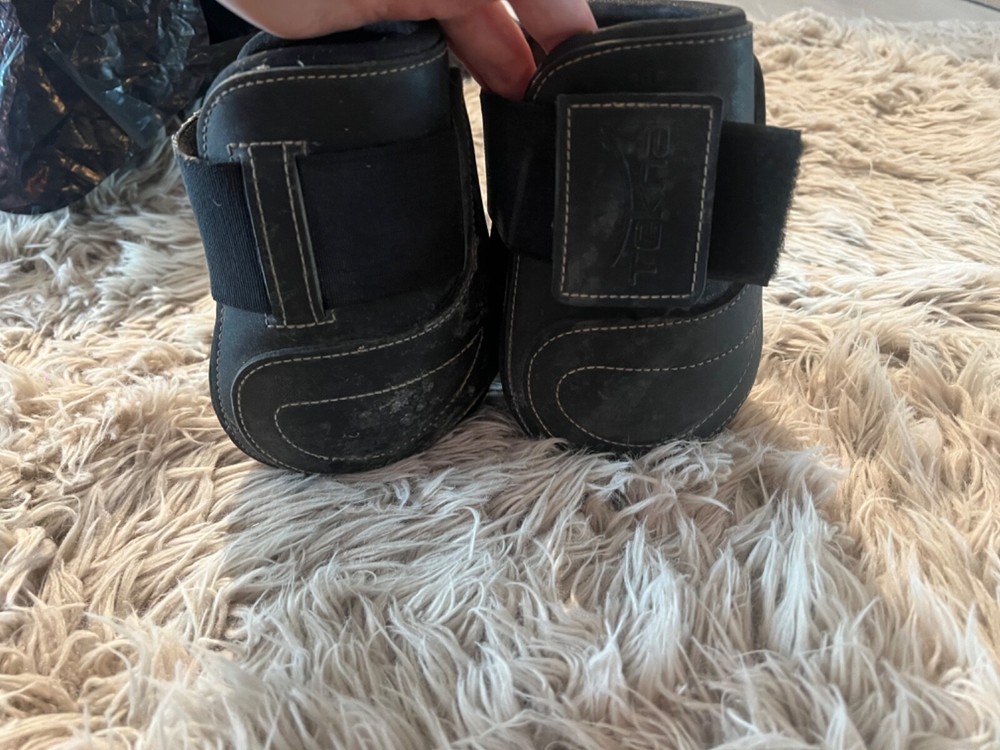 Open Front Tekna Hindboots Full Horse Size