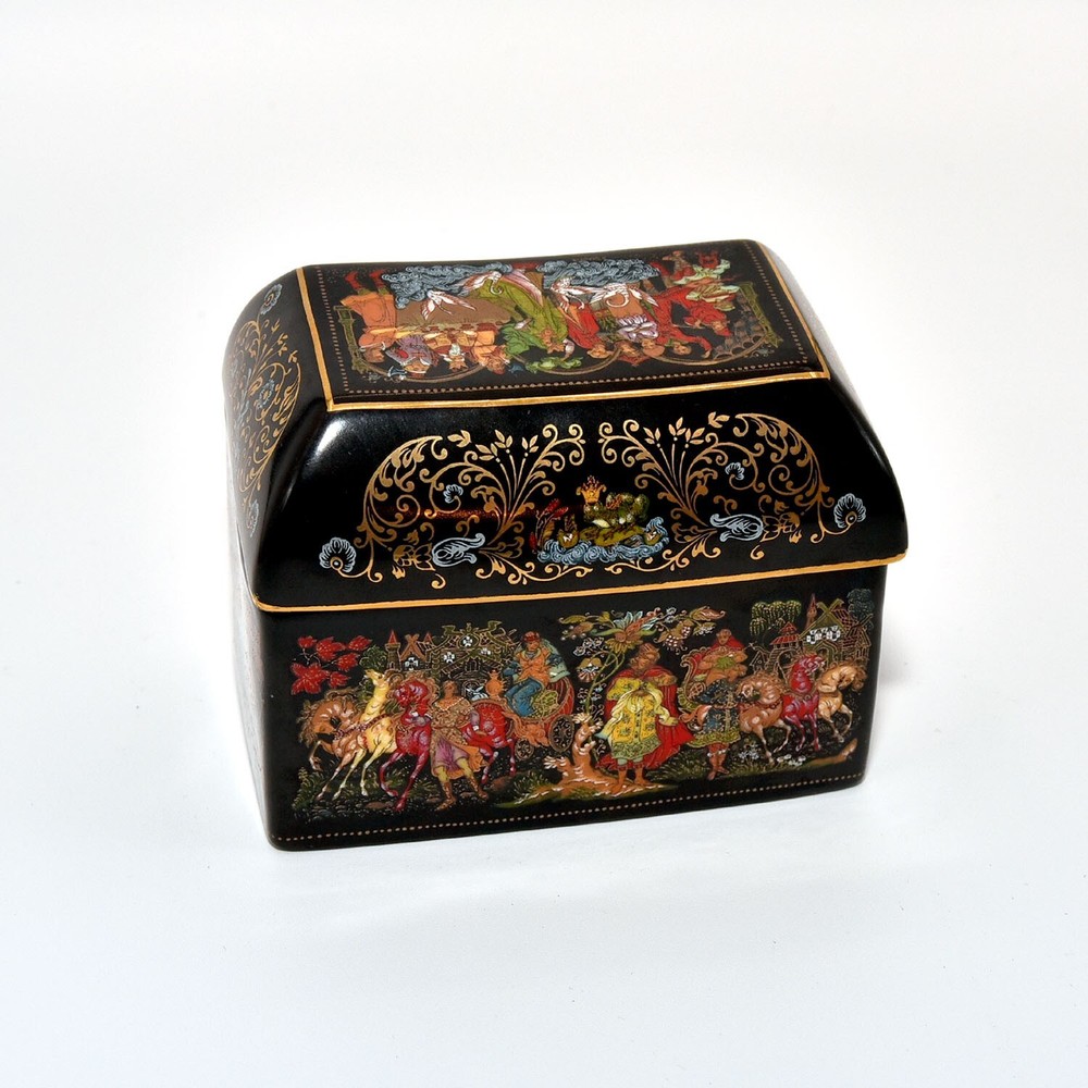 Russian Trinket Ceramic Circa 1989