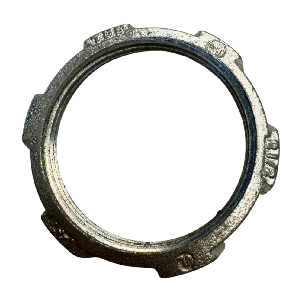 Thomas & Betts 147, 2-1/2" Locknut **Free Shipping**