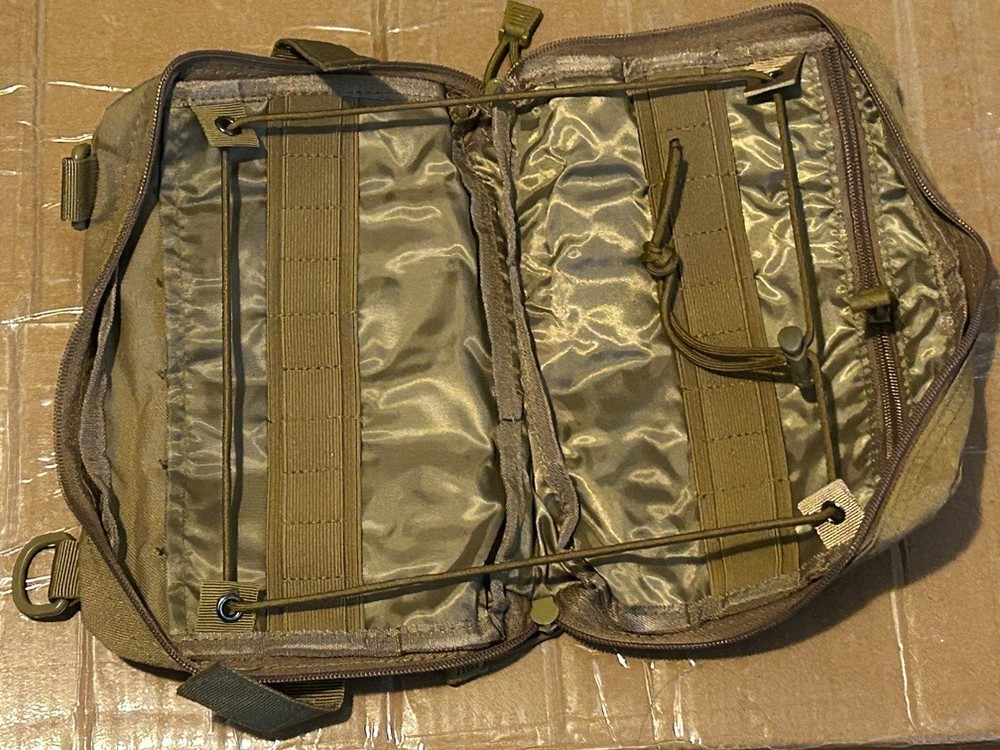 Tactical storage bag molle 8" x 10 1/2"