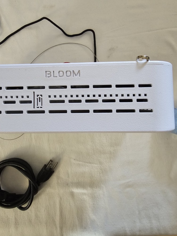 Atshark 100 Watt Led Grow Light Veg + Bloom Switch Panel