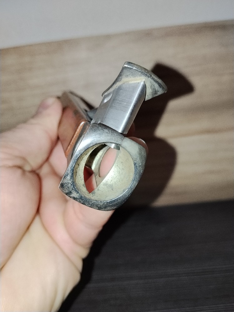 Root Color Cigar Cutter