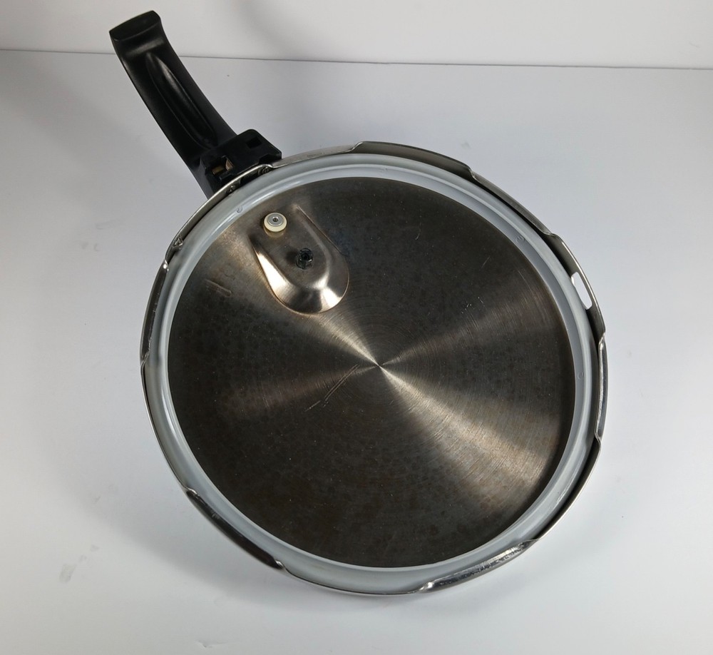 Fagor Duo 6-Quart Pressure Cooker