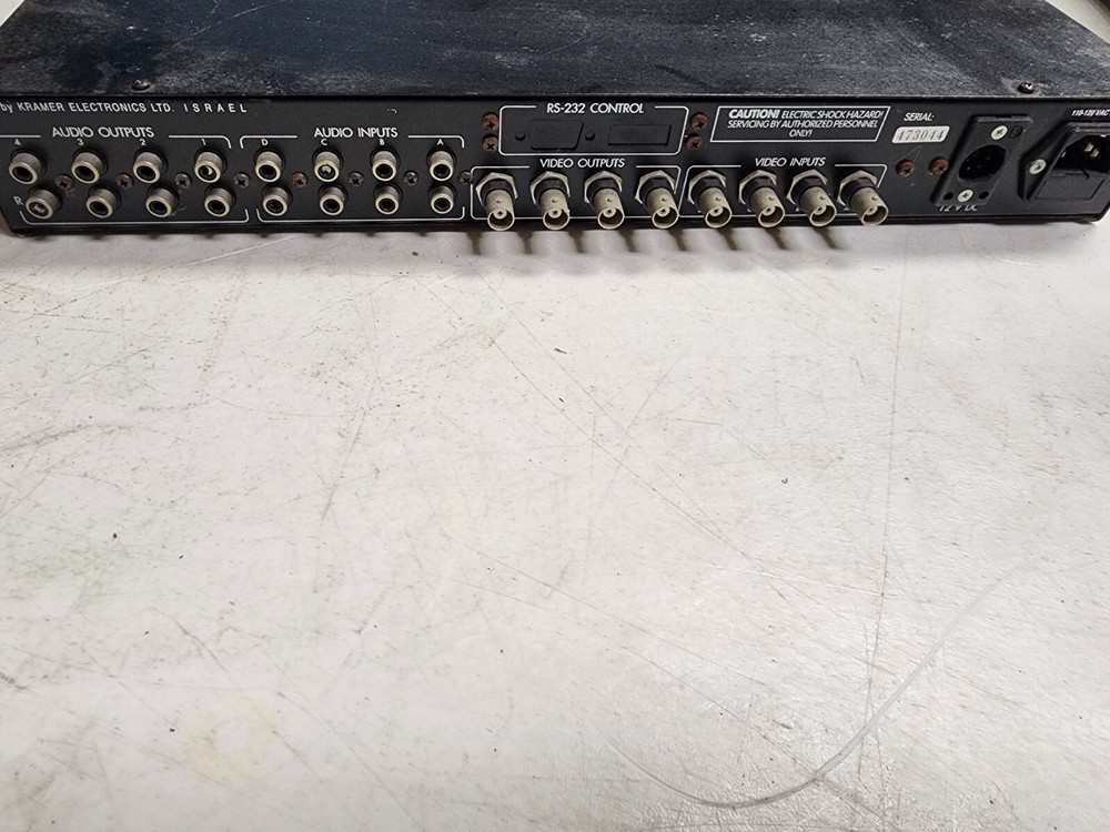 Kramer Vertical Interval VIS-4x4 Matrix Switcher
