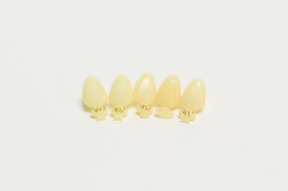 DENTAL POLYCARBONATE TEMPORARY CROWNS #302 (ULC) UPPER LEFT CUSPID 5/PACK
