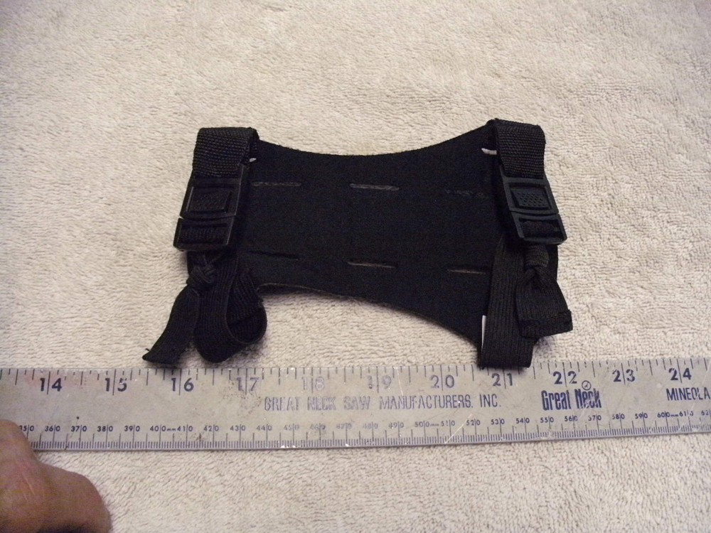 Bowhunters Camo Arm Guard , Used Good Cond