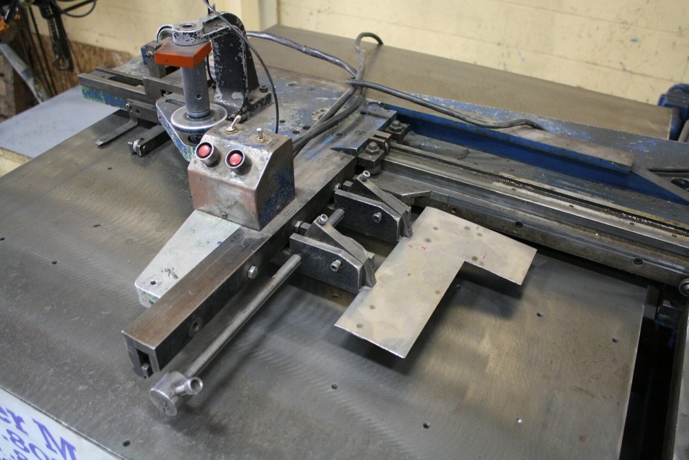 25 TON PIERCE ALL PERF-O-MATOR SINGLE END PUNCH: YODER #67093