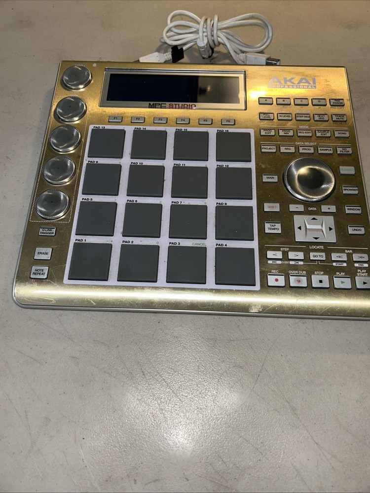 Akai Professional MPC Studio GOLD Sampler Drum Machine Controller PEDAL PAD