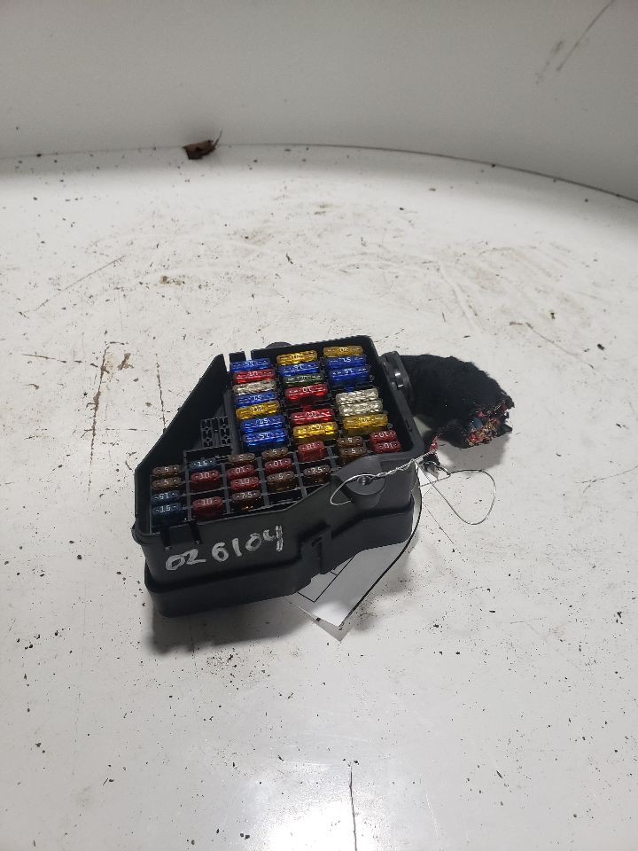 Used Fuse Box Engine fits: 2003 Volkswagen Jetta engine compartment Grade A