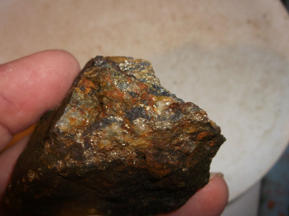 Gold, silver, copper, 92 grams samples ,ore high grade .