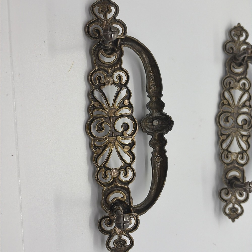 Vtg Pair Of Brass Drawer Pulls 7” (11)