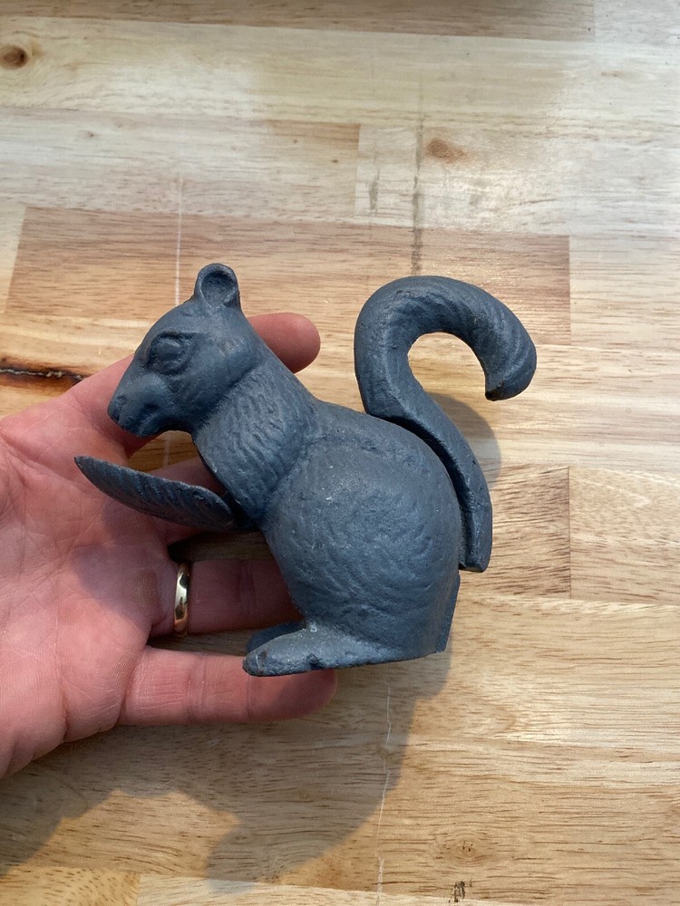 Squirrel Nutcracker Nut Cracker Cast Iron Metal Hefty Patina Collector Holidays