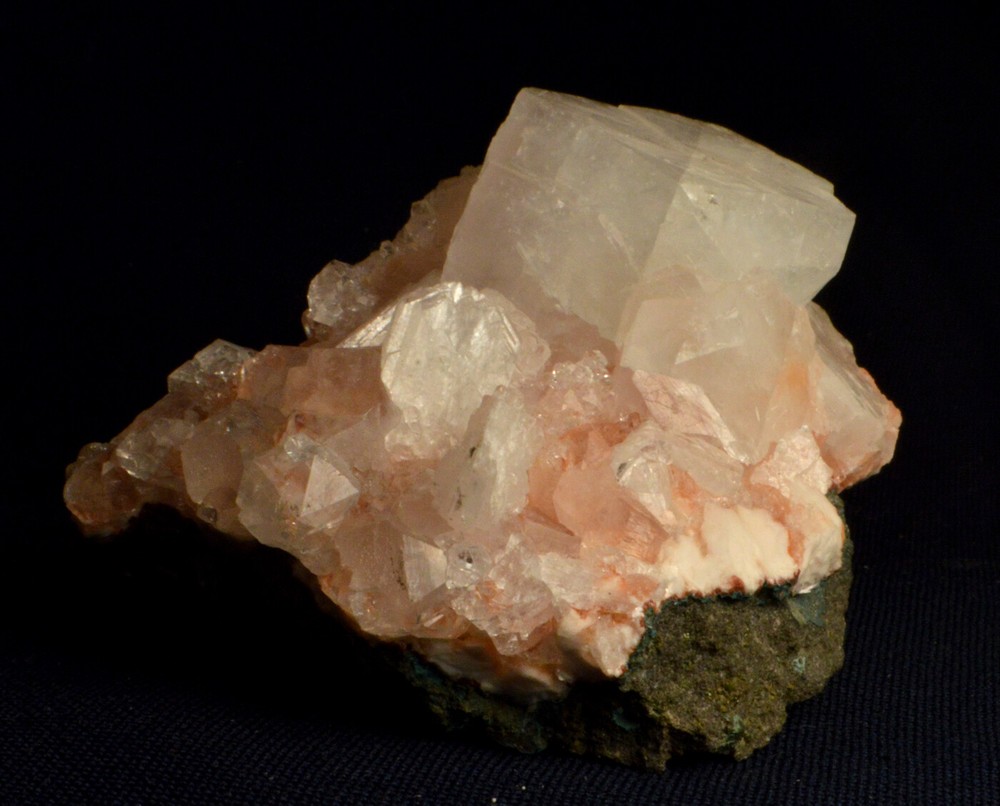 #6925 Apophyllite & Stilbite - India