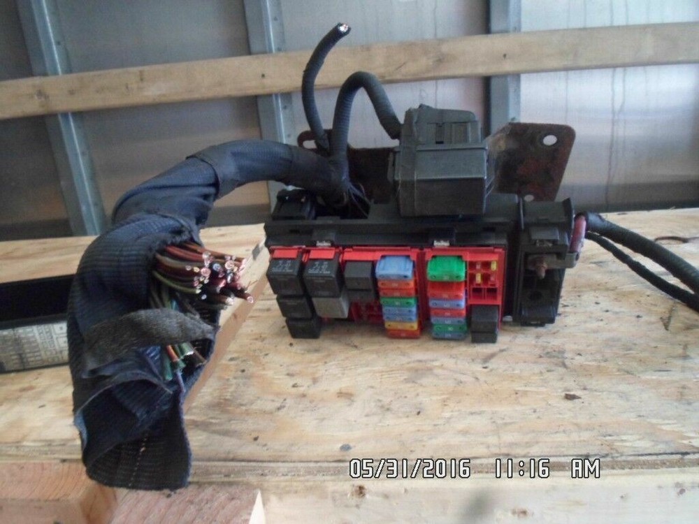 05 Ford E350 Fuse Box