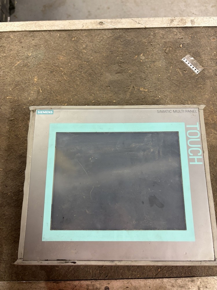 SIEMENS 6AV6643-0CD01-1AX0 HMI SCREEN USED