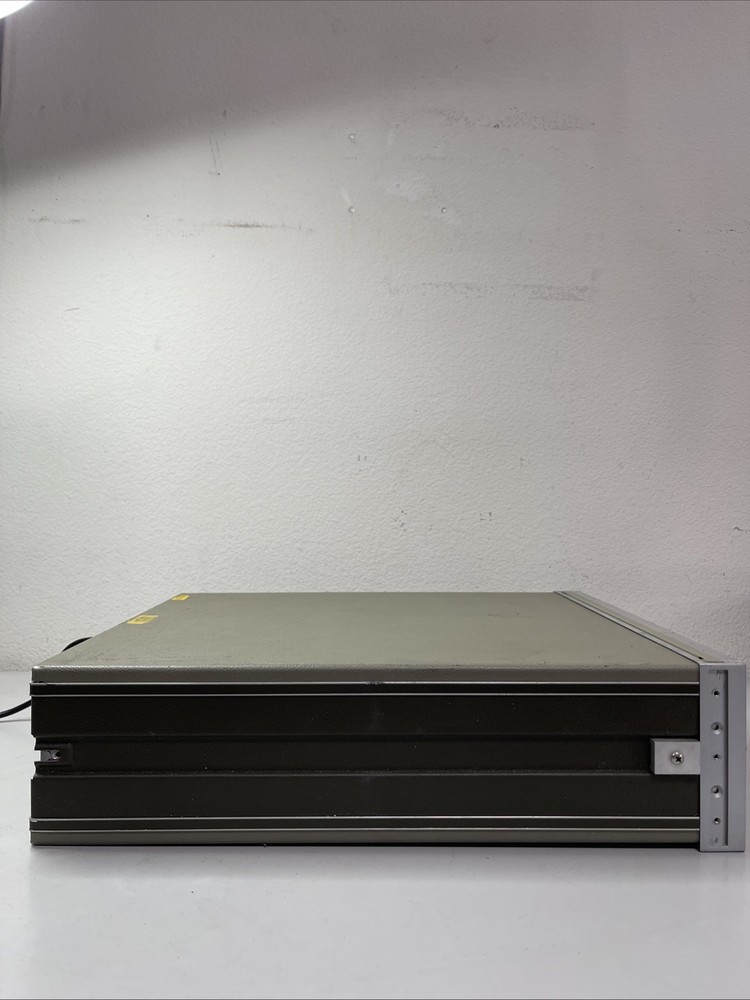 HEWLETT PACKARD HP 3325B