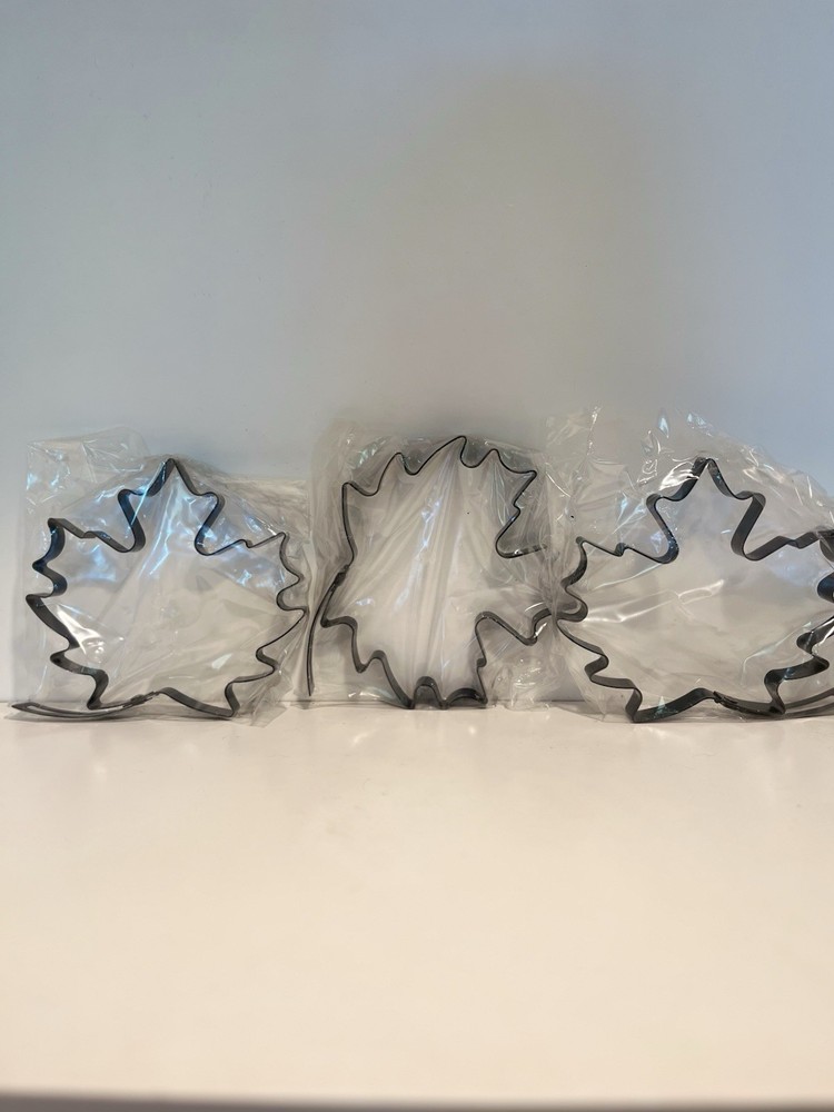 Williams Sonoma Maple Leaf Pancake Molds - 3