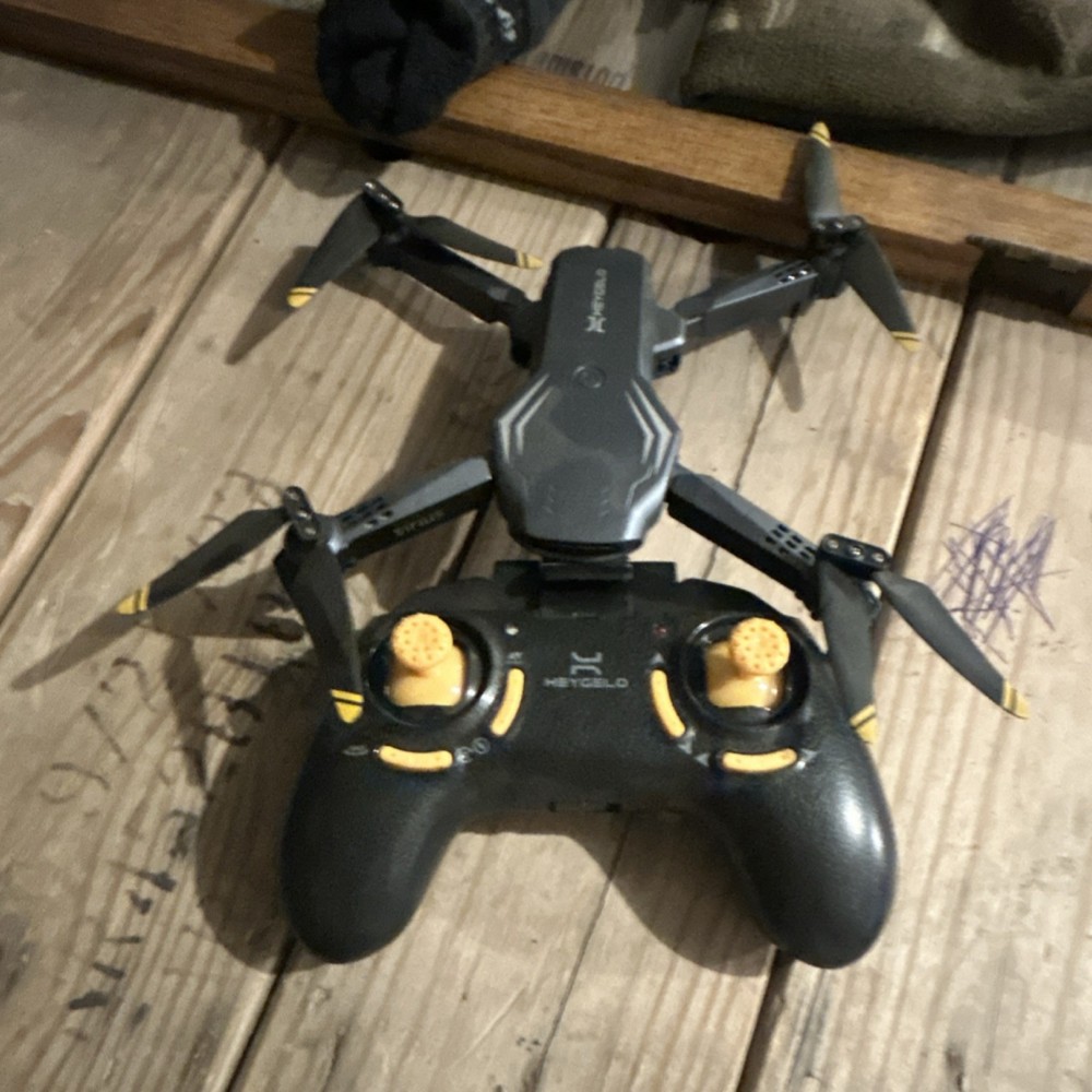 Heycelo Sirius Foldable Quadcopter Drone With Camera & Controller Black/Yellow