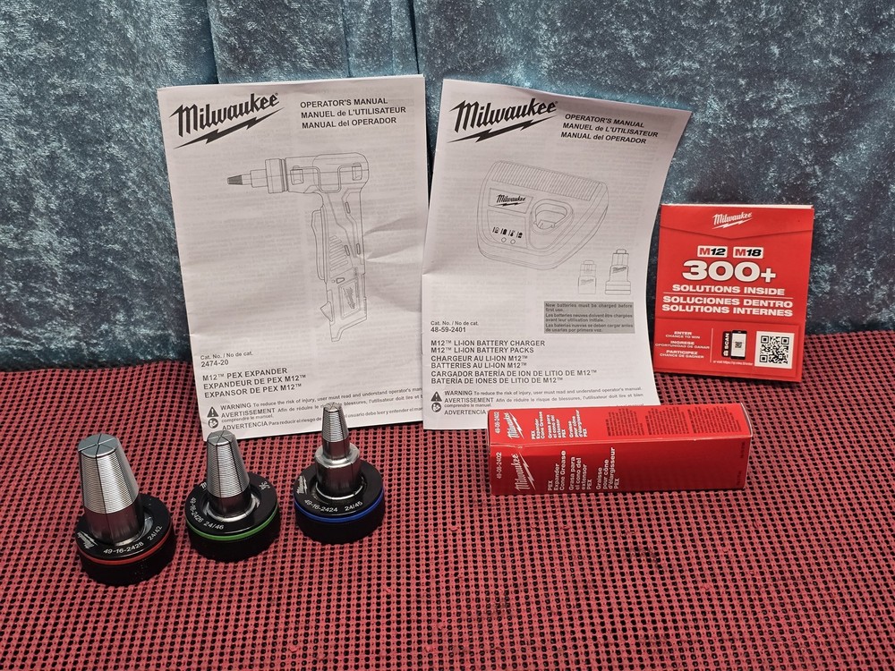 MILWAUKEE 2474-22 M12 PEX EXPANDER KIT