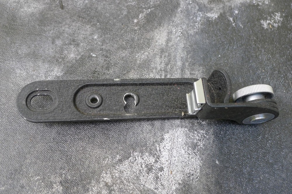 Leica Leitz Right Angle Adjustable Camera Flash Bracket
