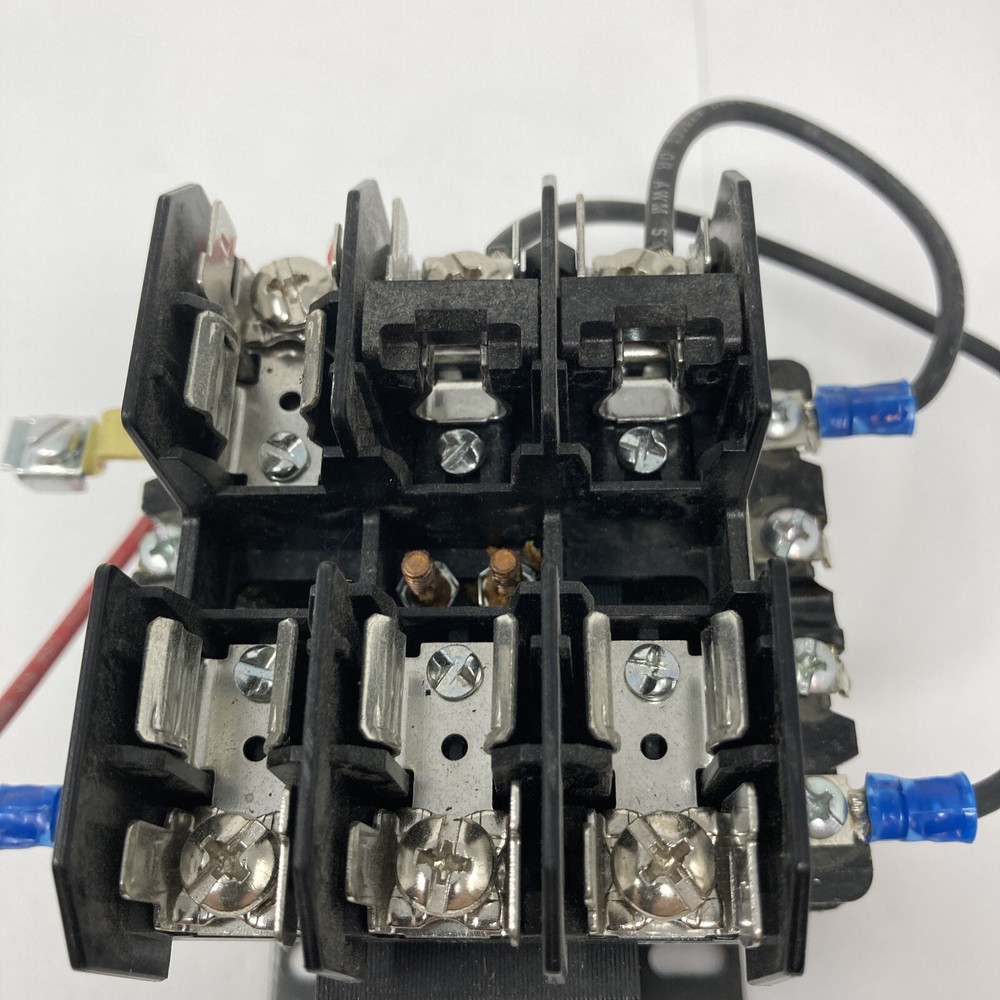 Square D 9070TF100D12 Control Transformer