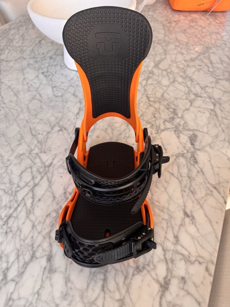 UNION SIMS NUB '93 FORCE SNOWBOARD BINDING: NOAH SALASNEK😎