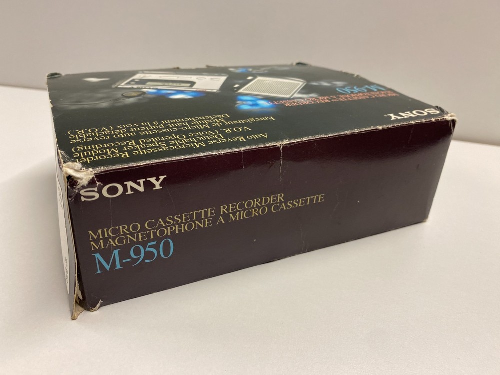 Sony M-950 Micro Cassette Recorder with Detachable Speaker Module
