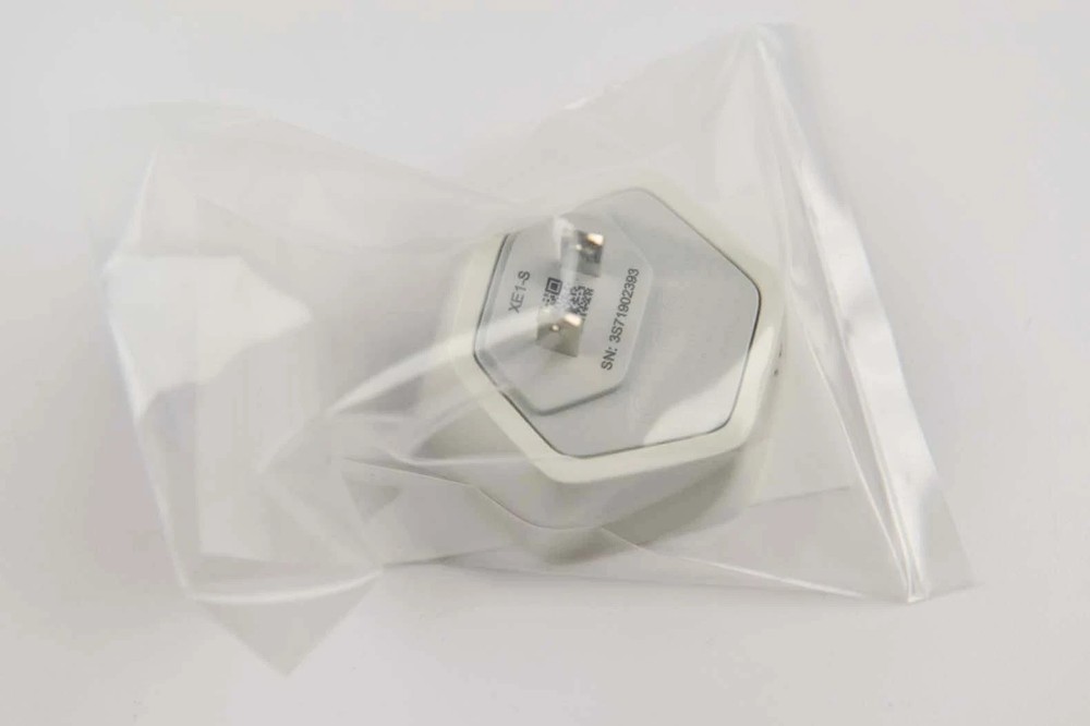 New XFINITY XE1S Network Extender WiFi Network Range Extender