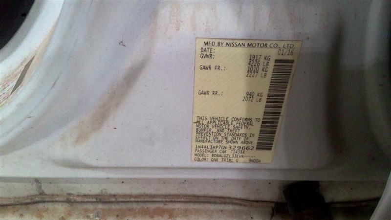 ALTIMA 2016 High Mounted Stop Light 1044314241