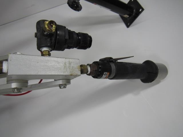 Kapit Semi Automatic Pneumatic Table Top Bottle Cap Tightener
