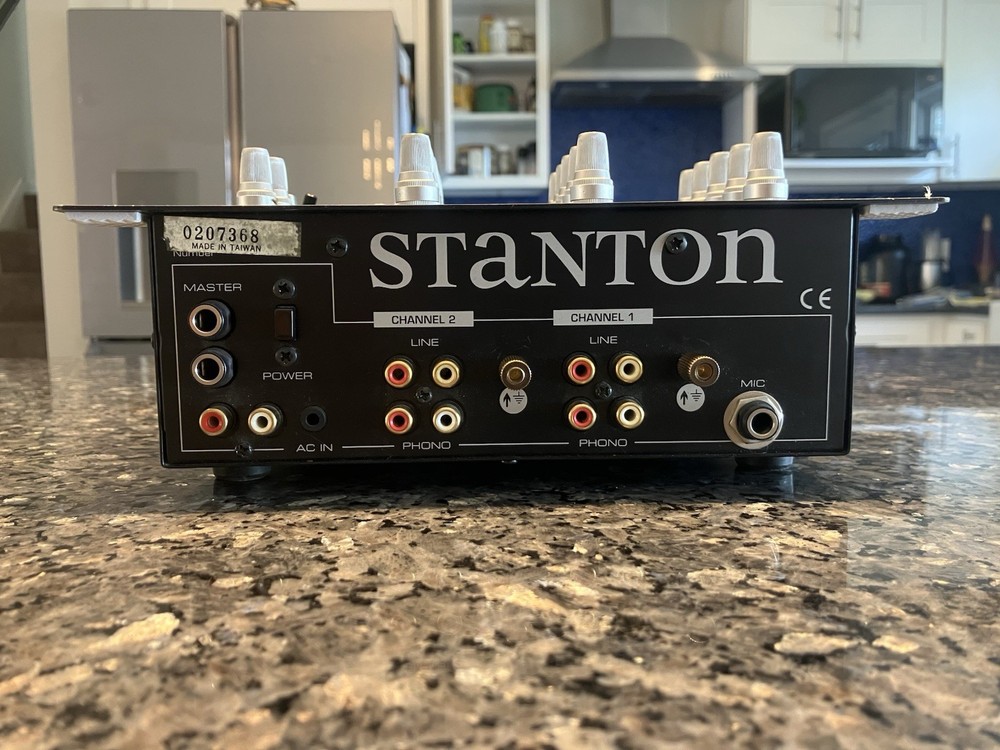 Stanton SK 2F DJ Mixer Black Replaceable Crossfader Cue Pan HP Mute EQ