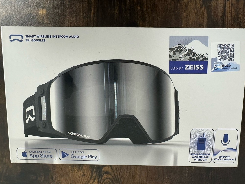 SkiWarrior Smart Wireless Intercom Audio Ski Goggles