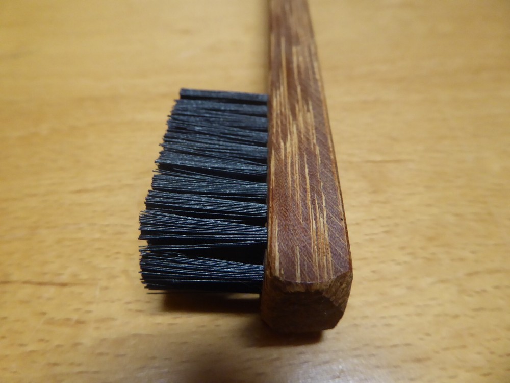 SMALL OLD 6" HARDWOOD BRUSH #120