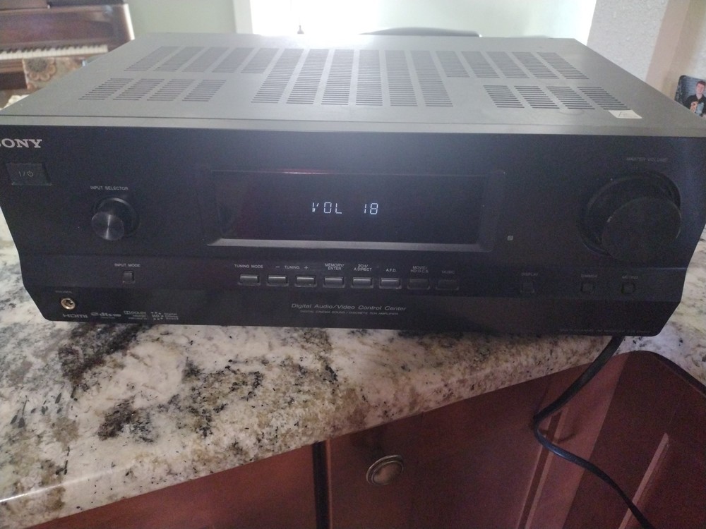 Sony STR-DH520 7.1 Multi-Channel Audio Video Stereo Receiver Powers Up Untested