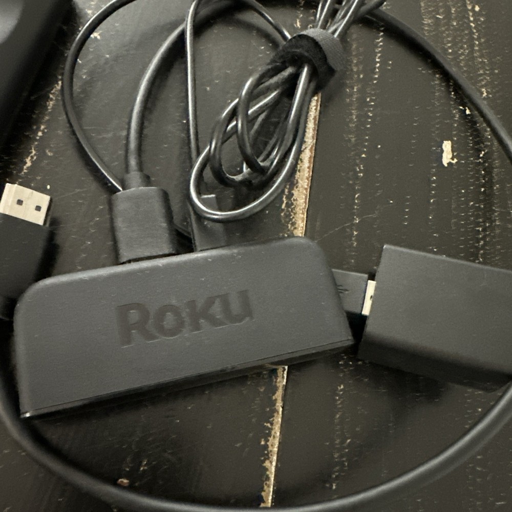 Roku 3700x Streaming Device