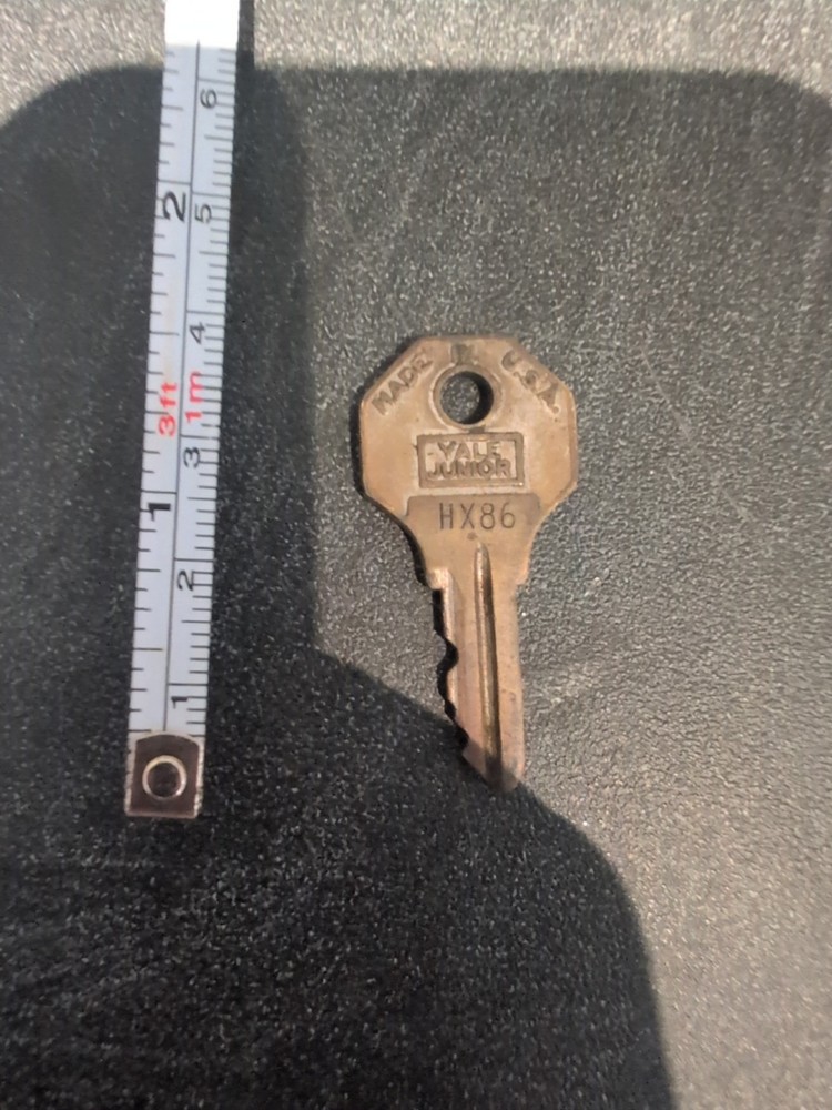 Yale Junior Key HX86