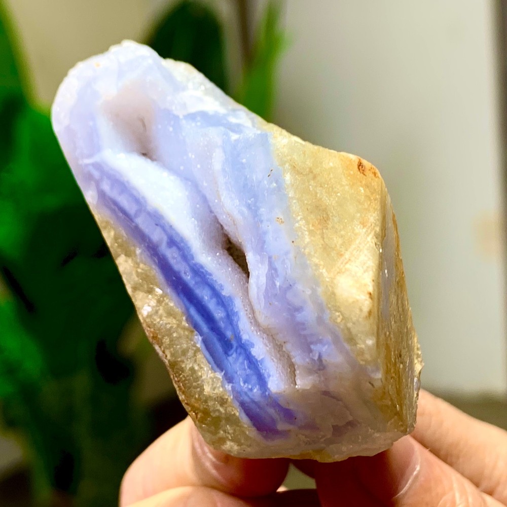 68GNatural Blue striped agate Crystal Chunks piece form Mineral Specimens