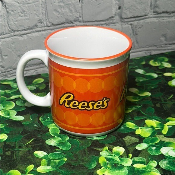 Reese’s Coffee Mug Orange Licensed Product