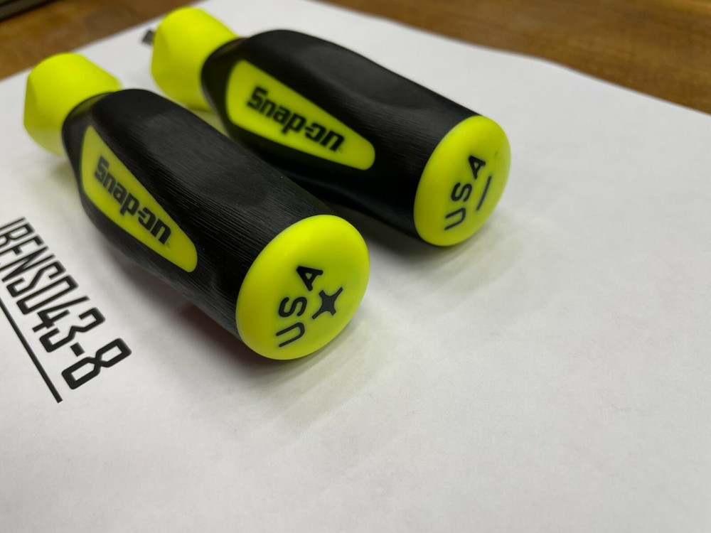Snap-on Tools NEW HI-VIZ 2pc Soft Grip Instinct Handle Stubby Screwdriver Set