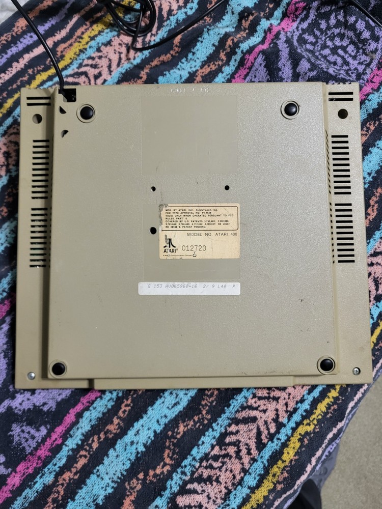 Atari 400, Tested & Fully Working, includes Power Supply