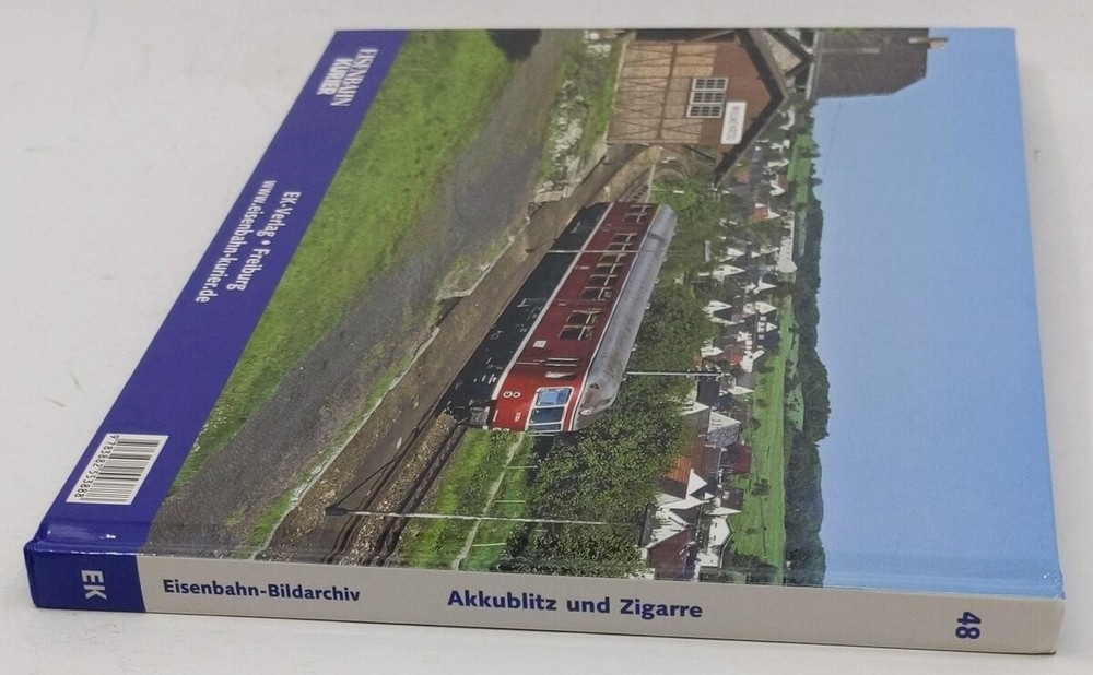 Akkublitz und U-Boot Hardcover Book By Thomas Feldmann LN