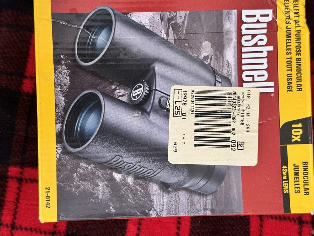 Bushnell 10x42mm Binoculars - Black