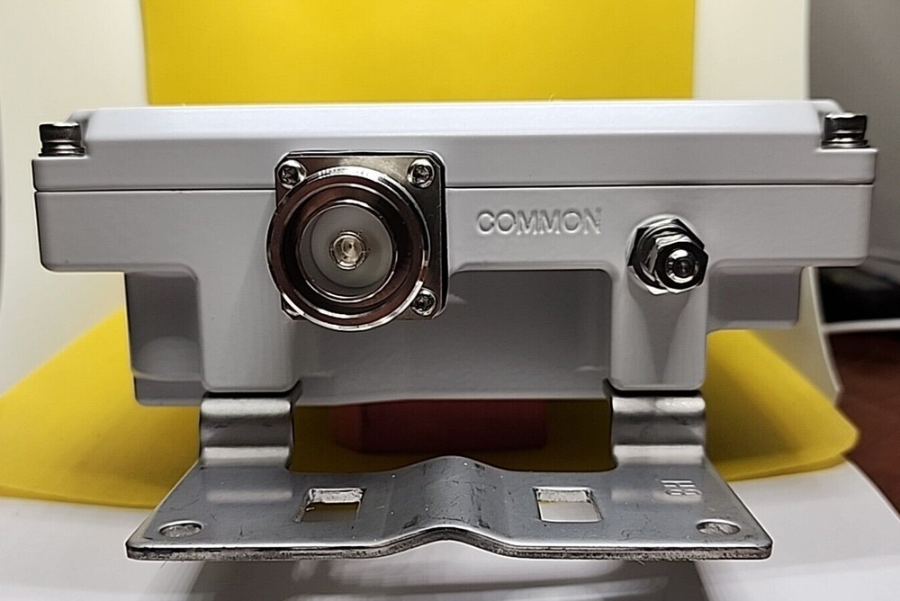 NEW! COMMSCOPE CBC7821-DF TRIPLEXER 700-750/850/AWS DCpass [2WS1]