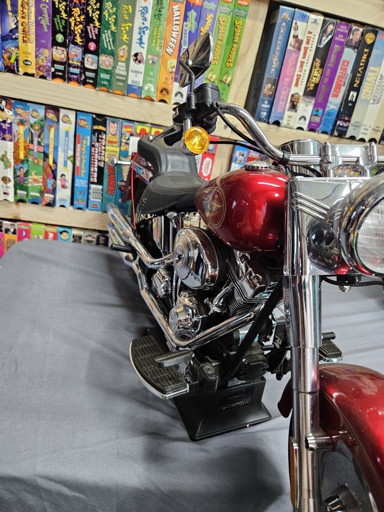 Harley Fat Boy Full Function 9.6V Radio Controlled Motorcycle New Bright Large