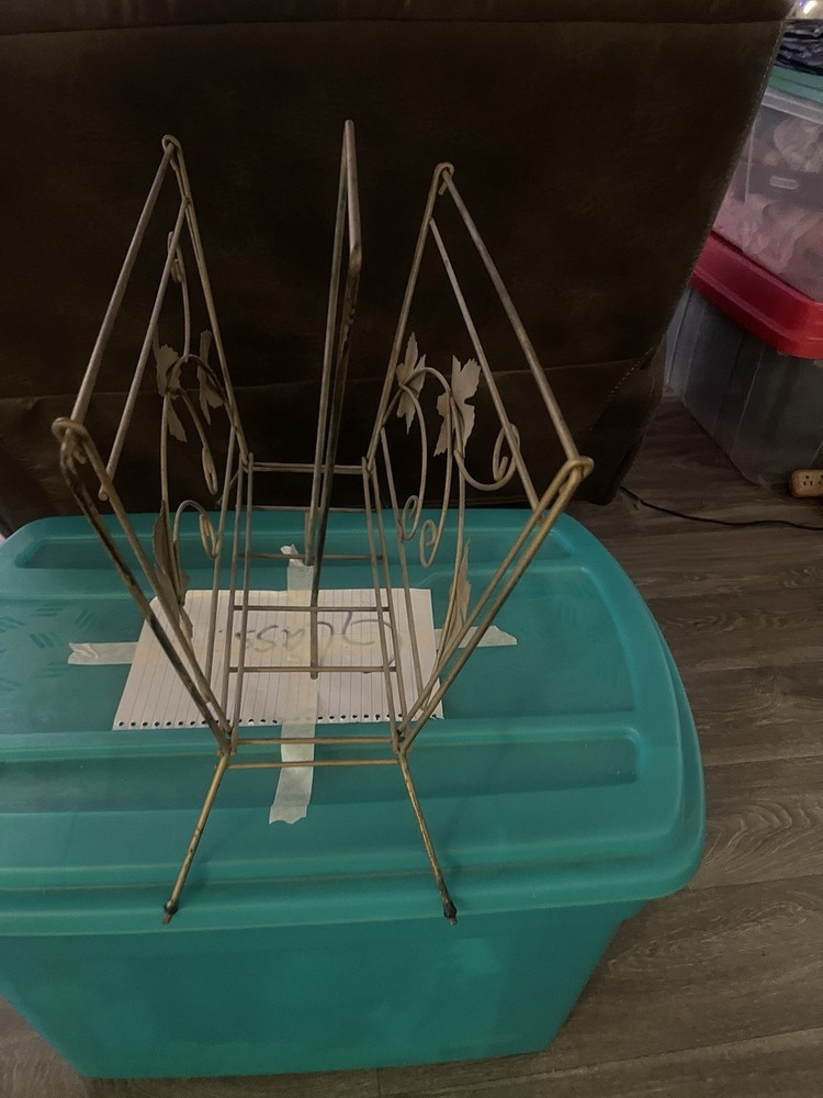 MCM Metal Magazine Rack