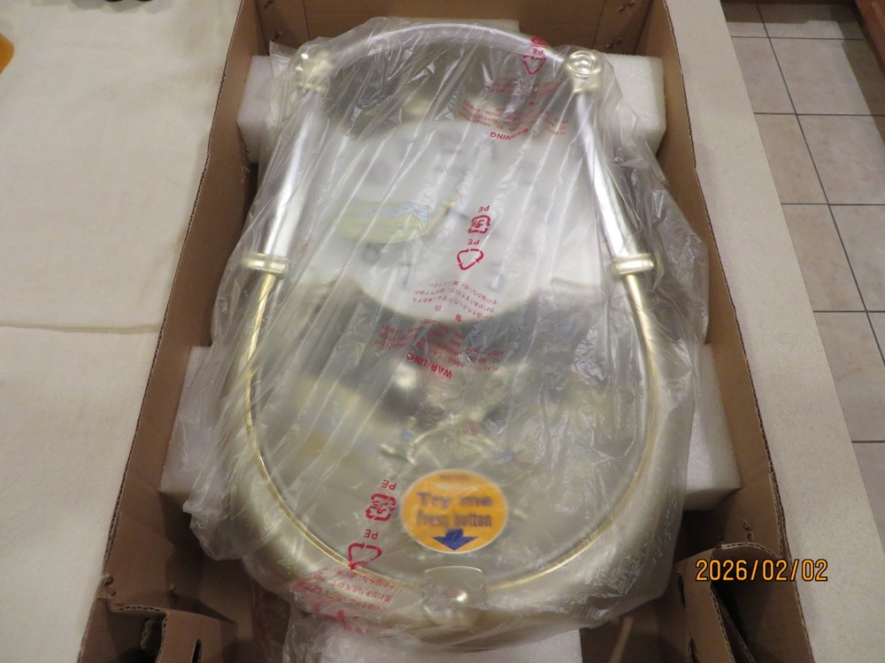 RHYTHM CLOCK - CTS Carnival - NIB